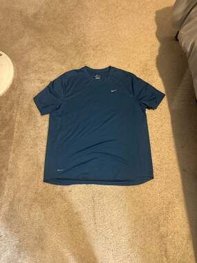 Nike Dri-FIT Legend Short Sleeve Training T-Shirt Blue XL